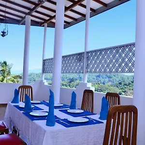 Kandyan White Homes Канди